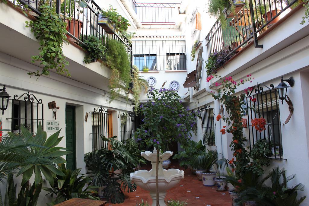 Hostal El Patio Alhaurín de la Torre Exteriör bild